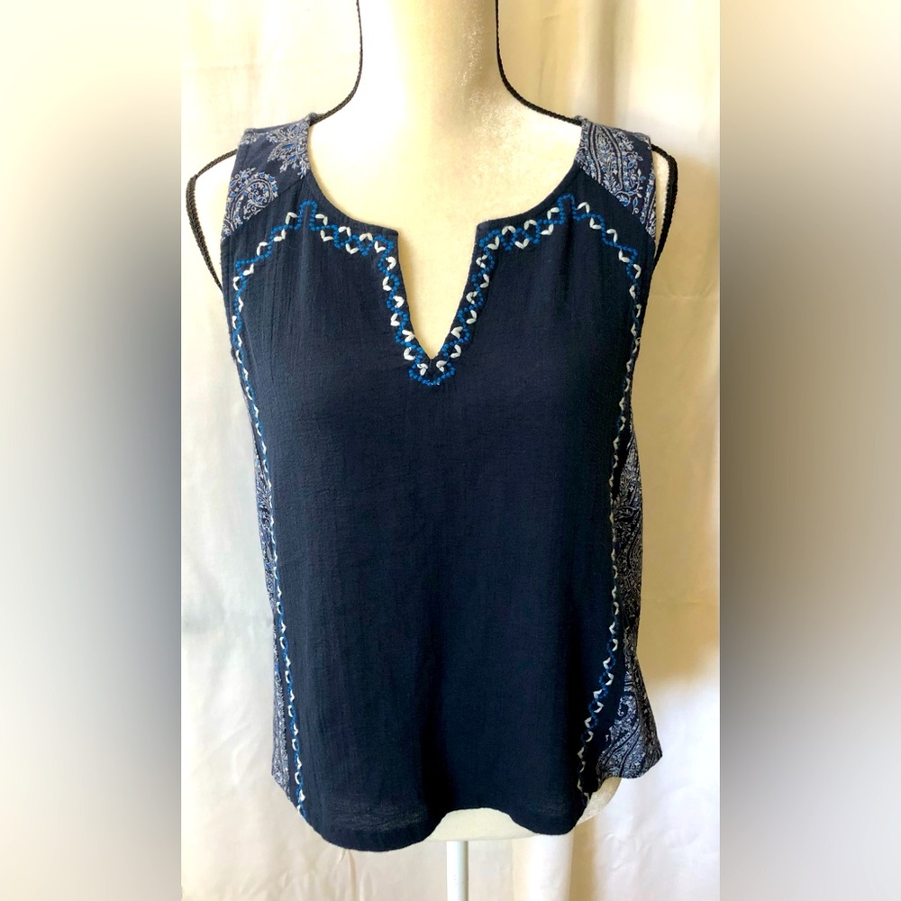 Lucky Brand Lightweight Tank Size L